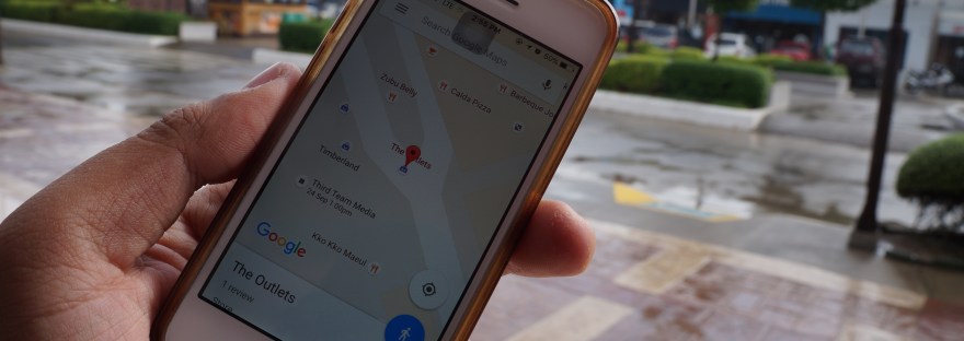 Local Guides adding local businesses on Google Maps